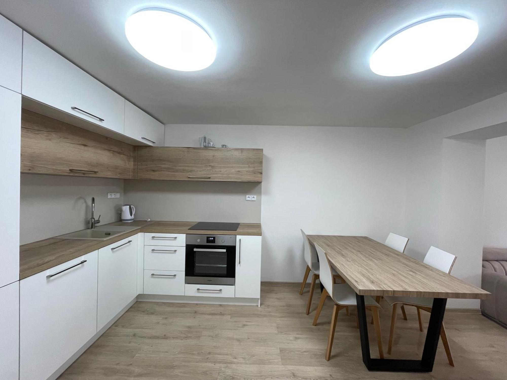 Apartman Sadova Zlín Zewnętrze zdjęcie